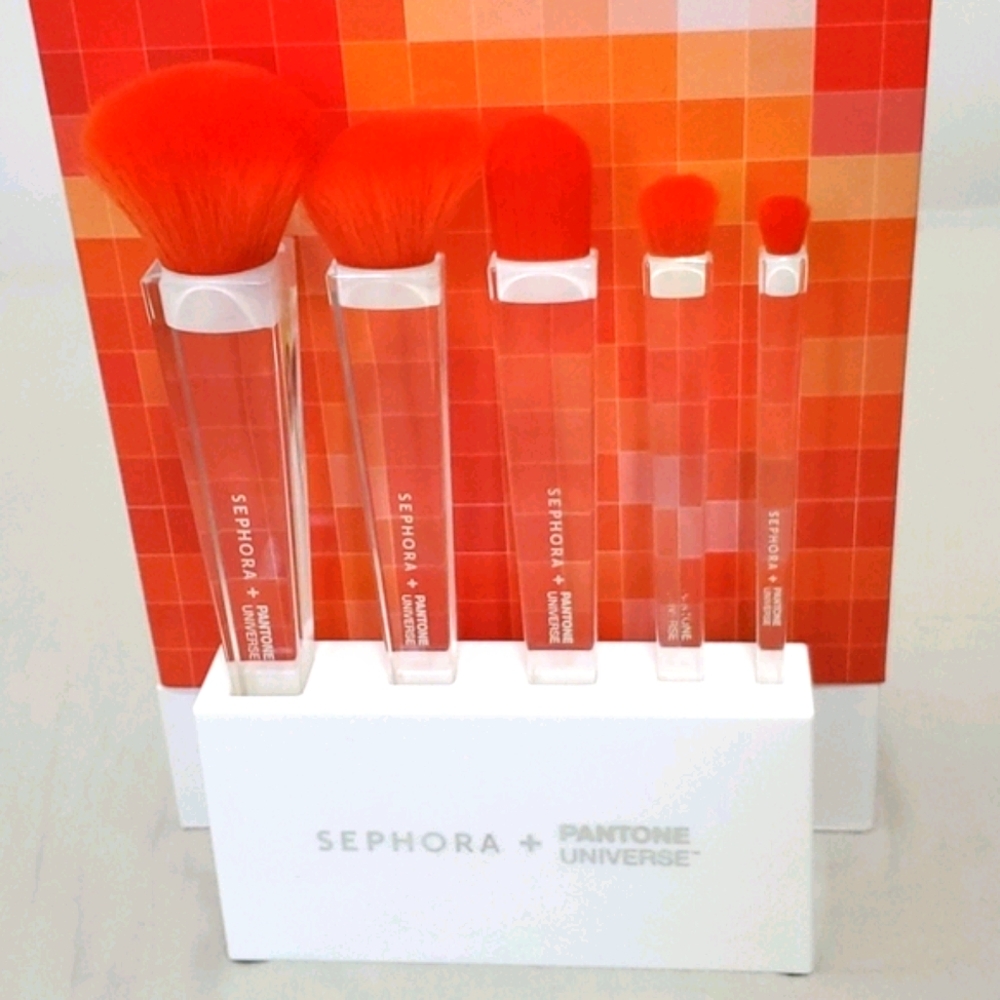 💖HOST PICK Sephora + Pantone Tangerine Brushes - Picture 3 of 6